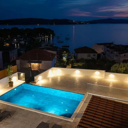 アパート Paladium